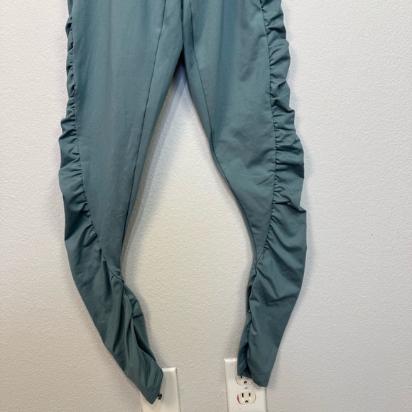 Free People FP Movement Balancing Act Onesie Jumpsuit One-piece Ruched V Neck M - Picture 5 of 11